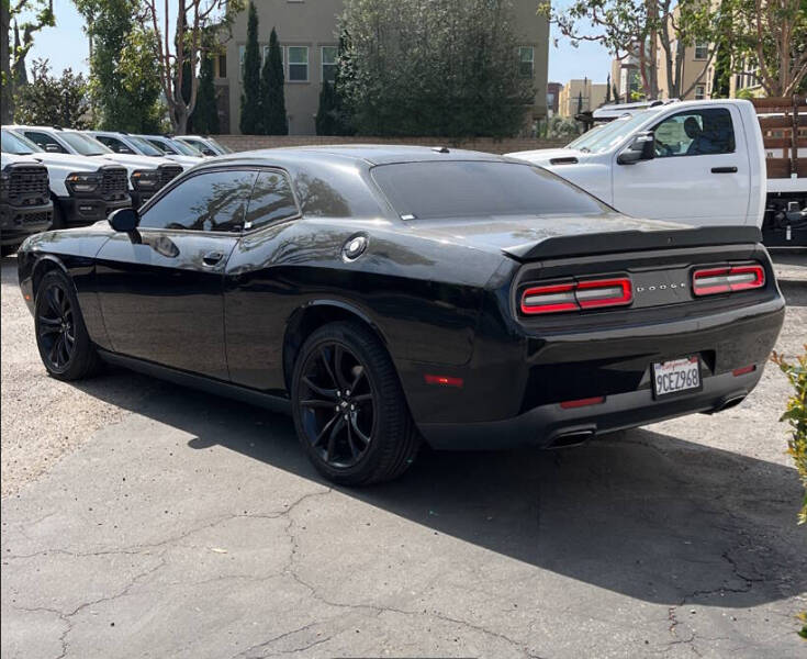 2017 Dodge Challenger SXT