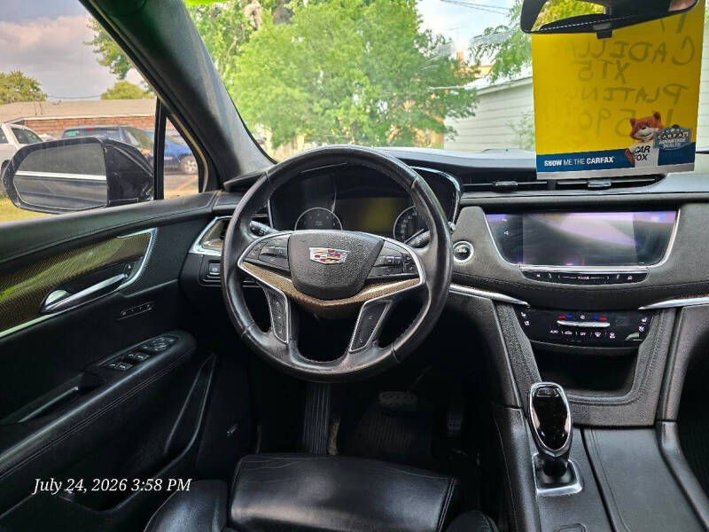 2017 Cadillac XT5 Platinum