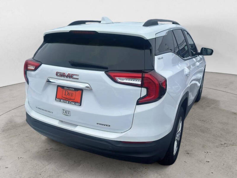 2022 GMC Terrain SLE