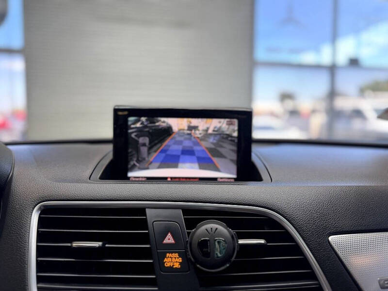 2016 Audi Q3 2.0T quattro Premium Plus