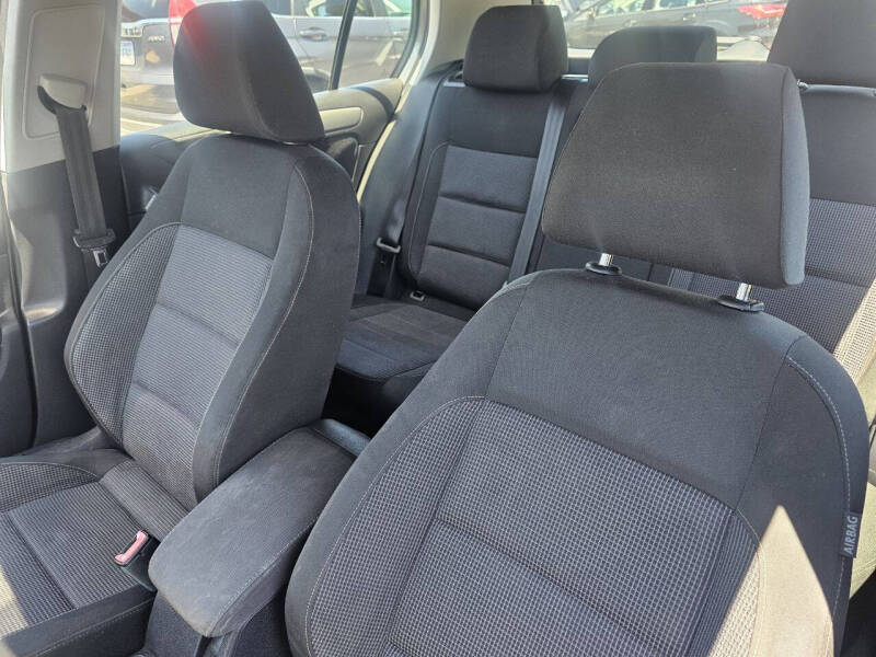 2012 Volkswagen Golf 2.5L PZEV