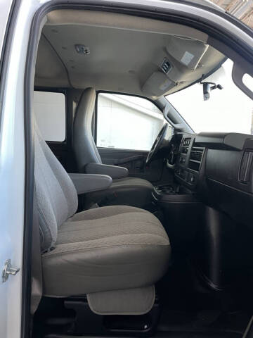 2023 Chevrolet Express LS 3500