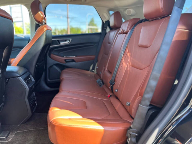 2016 Ford Edge Titanium