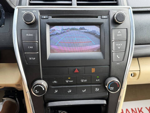 2017 Toyota Camry LE