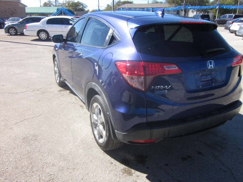 2016 Honda HR-V EX photo 3