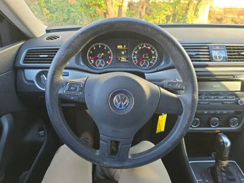 2013 Volkswagen Passat