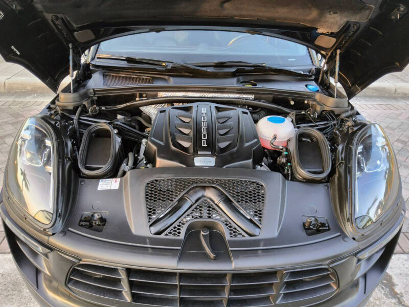 2018 Porsche Macan GTS