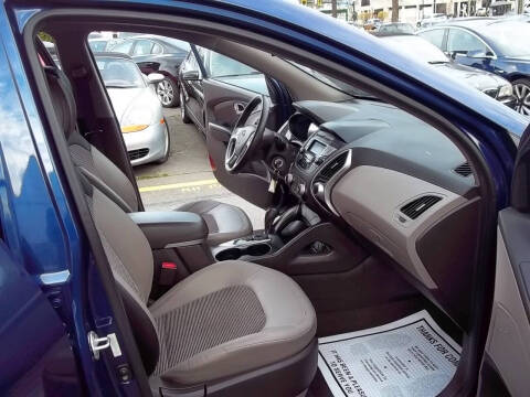 2010 Hyundai Tucson GLS