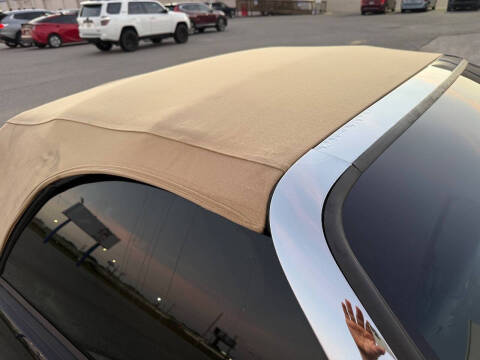 2004 Ford Thunderbird Deluxe