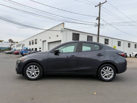 2017 Toyota Yaris iA