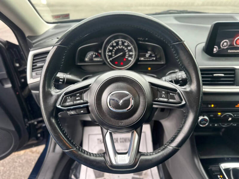 2018 Mazda MAZDA3 Touring