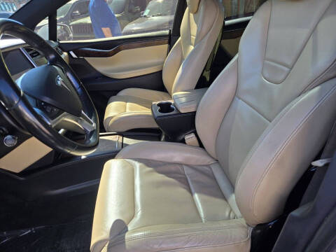 2016 Tesla Model X 90D