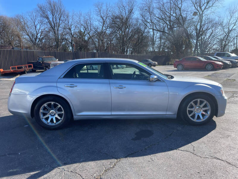 2012 Chrysler 300 C