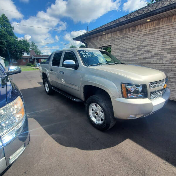 2008 Chevrolet Avalanche for sale at MADDEN MOTORS INC in Peru IN