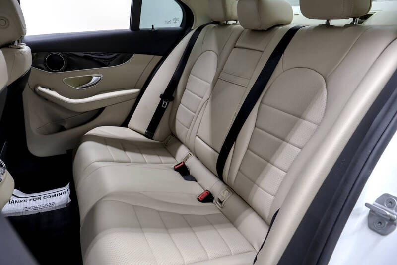 2016 Mercedes-Benz C-Class