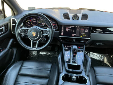 2020 Porsche Cayenne E-Hybrid