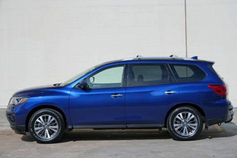 2020 Nissan Pathfinder S