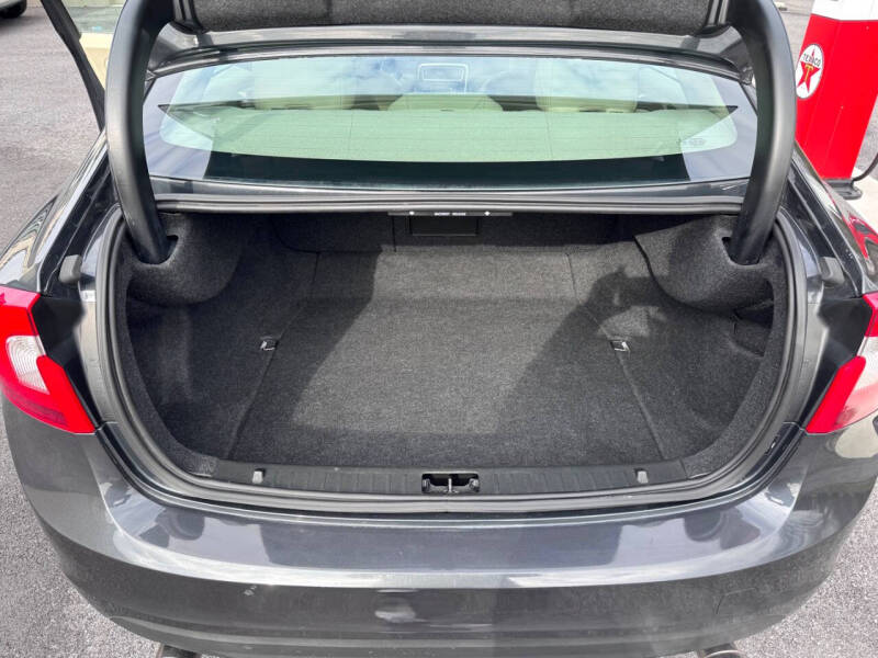 2013 Volvo S60 T5 Premier