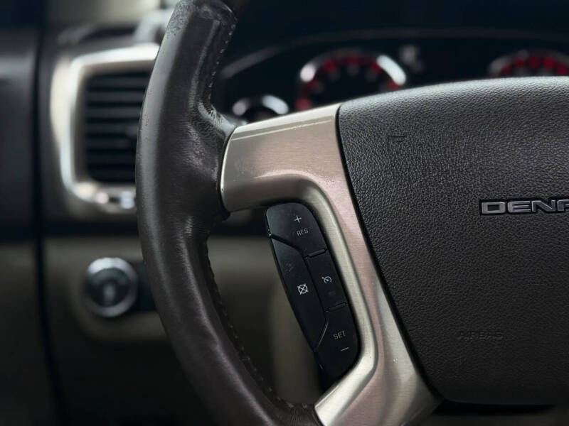2013 GMC Acadia Denali