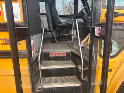 2009 Freightliner B2 Chassis