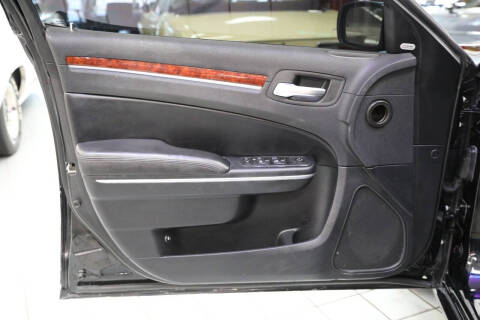 2012 Chrysler 300 Limited