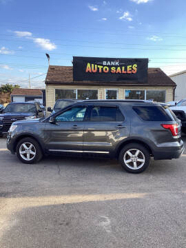 2017 Ford Explorer for sale at BANK AUTO SALES in Wayne MI