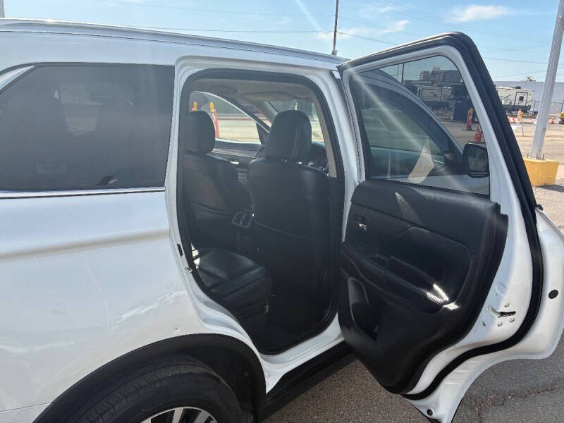 2020 Mitsubishi Outlander SEL