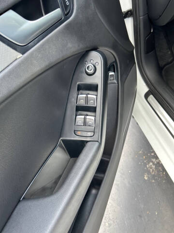 2014 Audi A4 2.0T quattro Premium