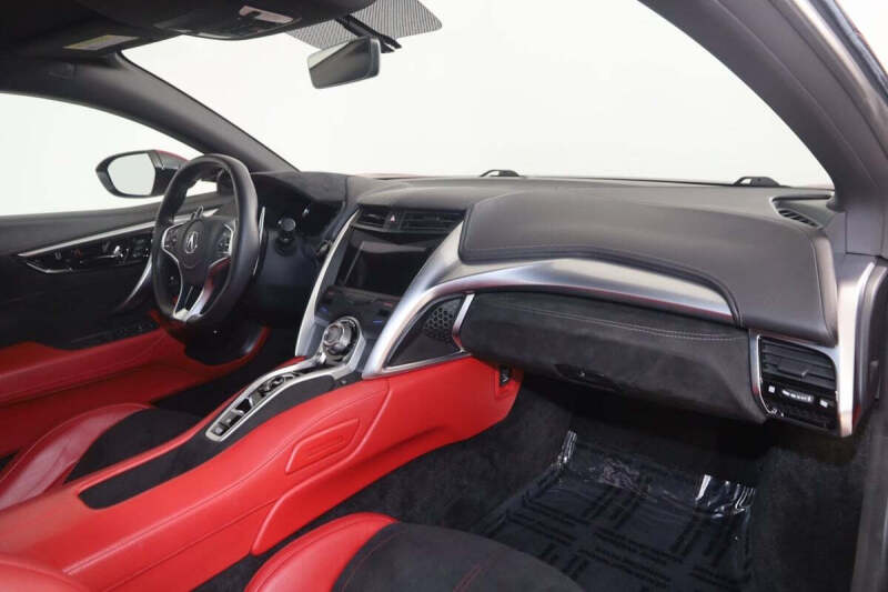 2017 Acura NSX SH-AWD Sport Hybrid