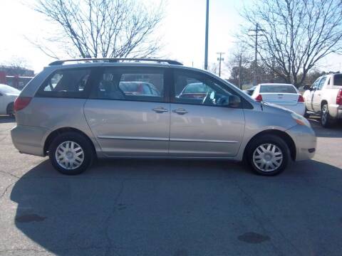 2006 Toyota Sienna for sale at SPORTS & IMPORTS AUTO SALES in Omaha NE
