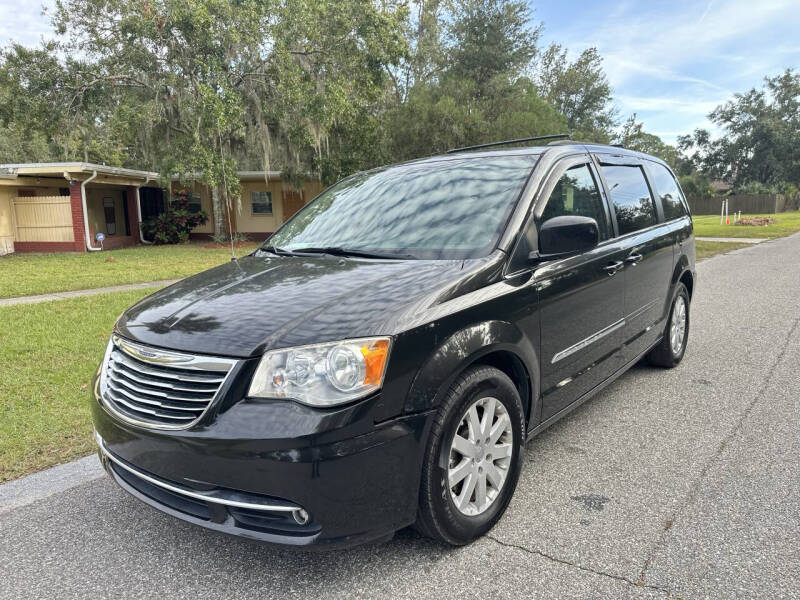 2014 Chrysler Town & Country Touring
