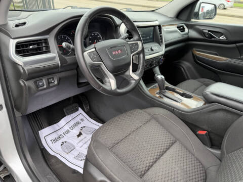 2017 GMC Acadia SLE-1