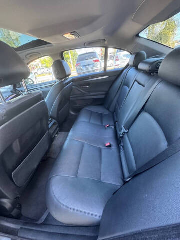 2016 BMW 5 Series 528i