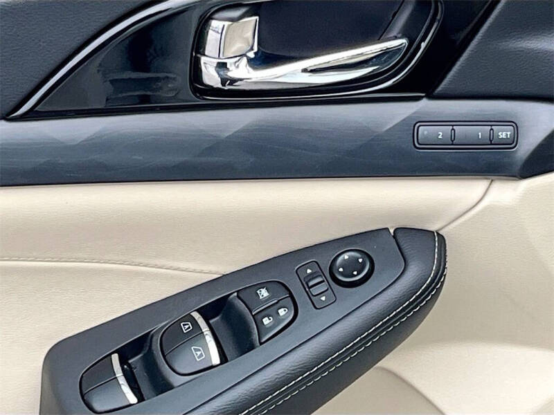 2022 Nissan Maxima 3.5 Platinum