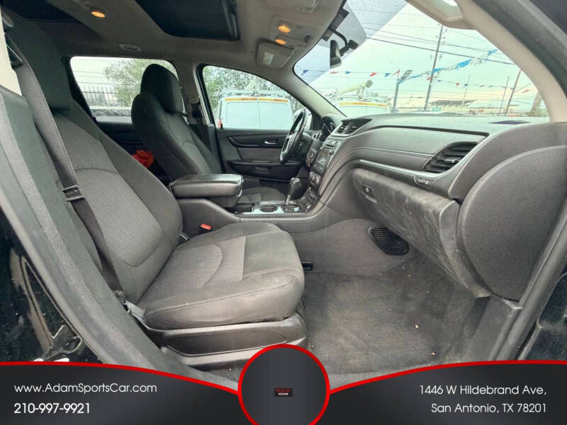 2017 Chevrolet Traverse LT