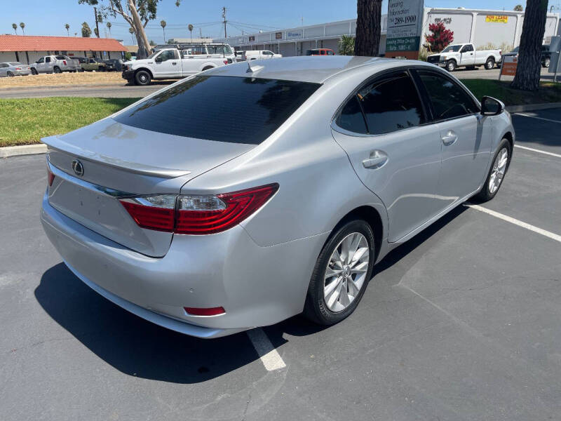 2013 Lexus ES 300h
