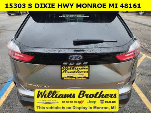 2024 Ford Edge Titanium