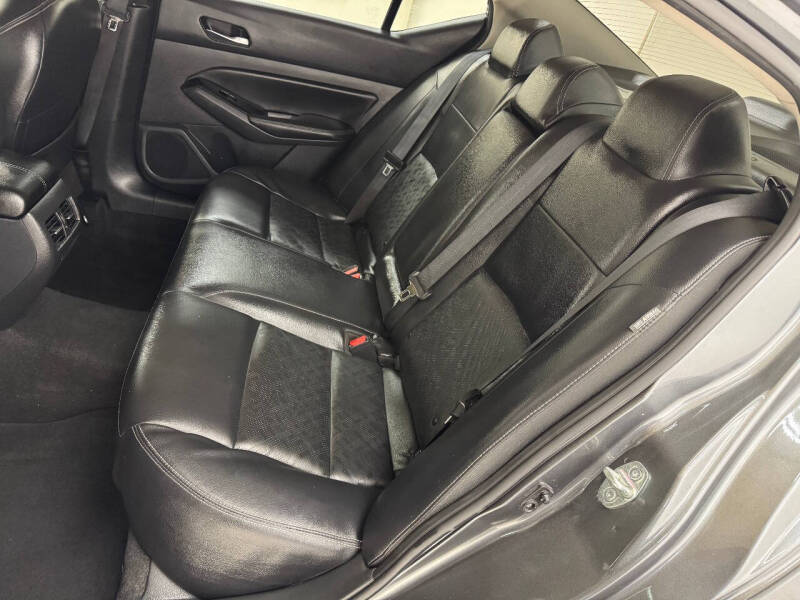 2023 Nissan Altima 2.5 SL