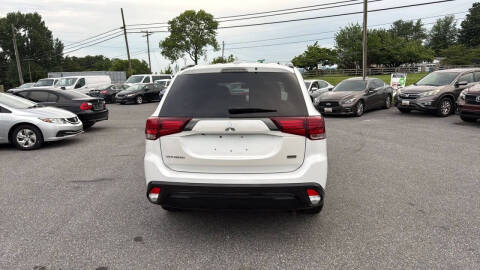 2020 Mitsubishi Outlander