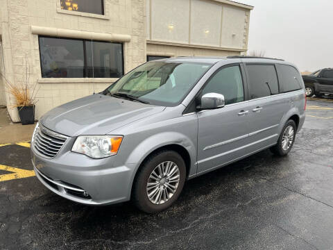 2014 Chrysler Town and Country for sale at Diamond Motors in Pecatonica IL