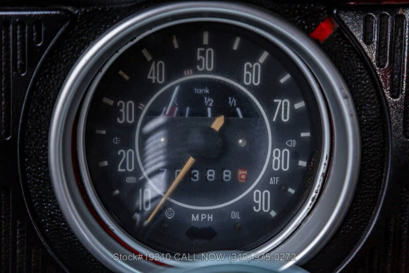 1971 Volkswagen Super Beetle