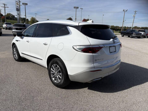 2023 Buick Enclave Essence