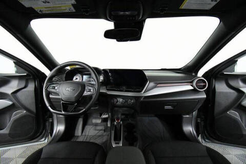 2025 Chevrolet Trax RS