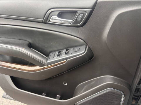 2016 Chevrolet Suburban LS