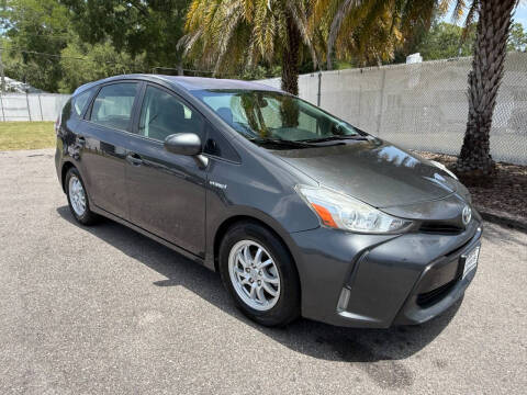 2015 Toyota Prius v Four