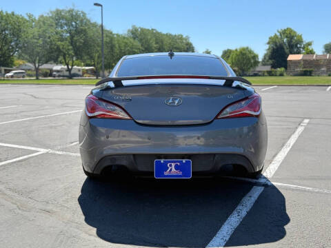 2016 Hyundai Genesis Coupe 3.8 Ultimate