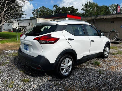 2019 Nissan Kicks S