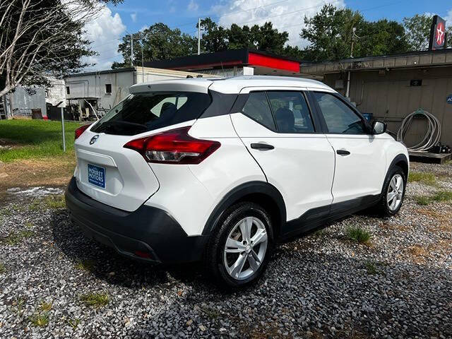2019 Nissan Kicks S