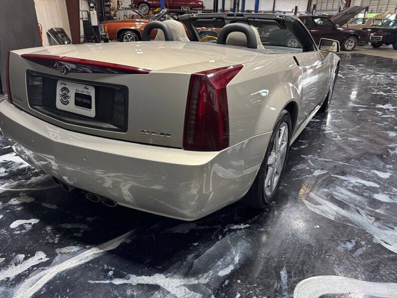 2006 Cadillac XLR