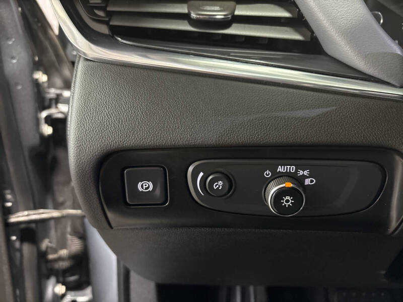 2021 Buick Enclave Essence